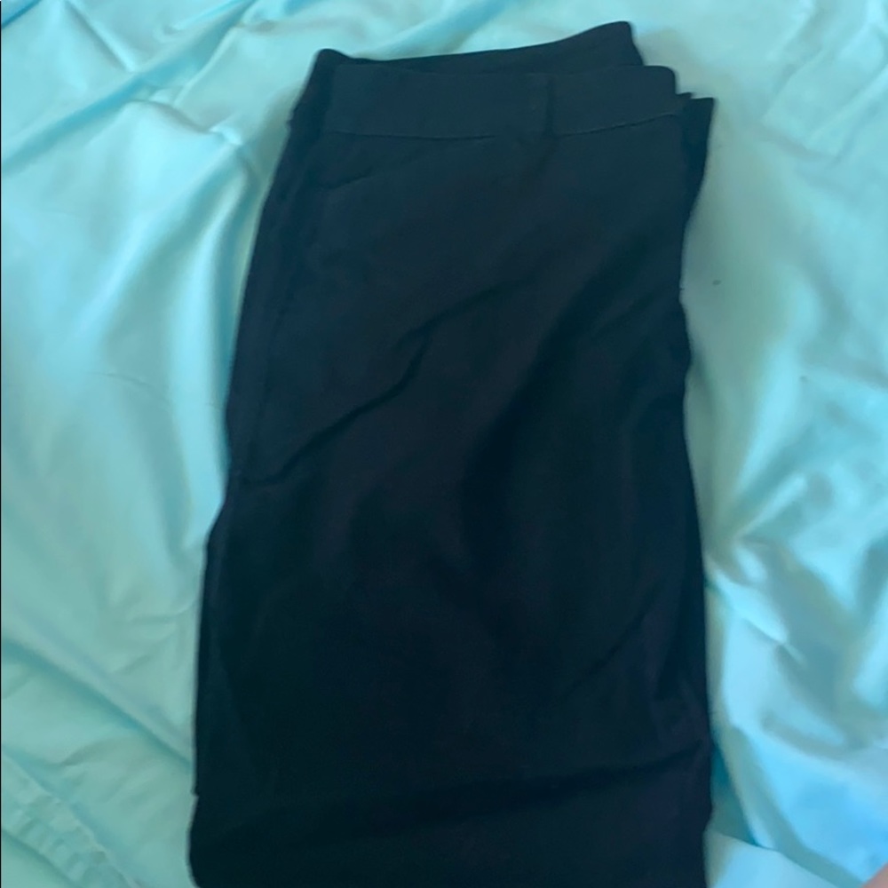 Capris - Picture 2 of 2